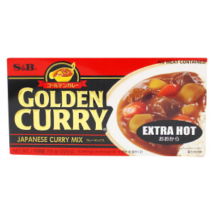 S&B Golden Curry Japanese Curry Mix Extra Hot 220g